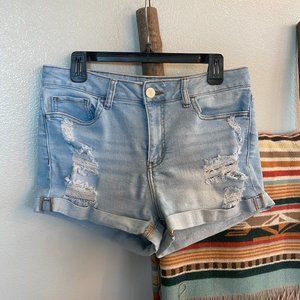 SO Denim shorts in style "High Rise Shortie"  - Size 11/30W - Light Wash Denim